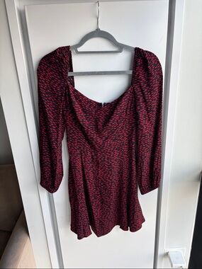 Reformation mochi dress - Black and Red Printed Long-Sleeve Mini